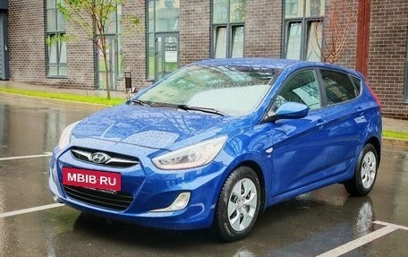 Hyundai Solaris II рестайлинг, 2014 год, 750 000 рублей, 3 фотография