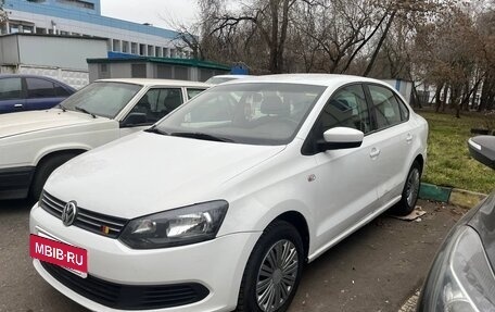 Volkswagen Polo VI (EU Market), 2011 год, 499 999 рублей, 2 фотография