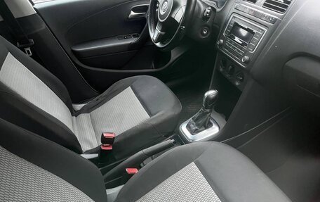 Volkswagen Polo VI (EU Market), 2011 год, 499 999 рублей, 7 фотография