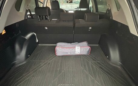 Toyota RAV4, 2018 год, 2 910 000 рублей, 9 фотография