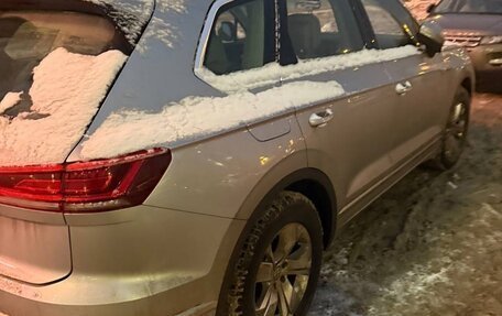 Volkswagen Touareg III, 2019 год, 4 999 999 рублей, 3 фотография