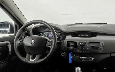 Renault Laguna III рестайлинг, 2008 год, 550 000 рублей, 9 фотография