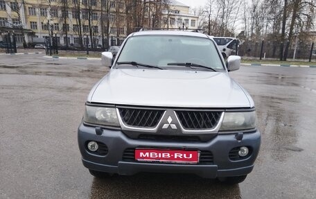 Mitsubishi Pajero Sport II рестайлинг, 2004 год, 520 000 рублей, 1 фотография