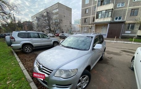 Volkswagen Touareg III, 2007 год, 1 000 000 рублей, 2 фотография