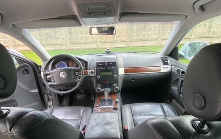 Volkswagen Touareg III, 2007 год, 1 000 000 рублей, 5 фотография