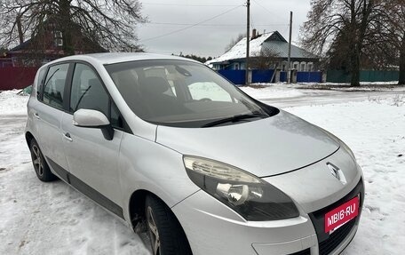 Renault Scenic III, 2009 год, 490 000 рублей, 2 фотография