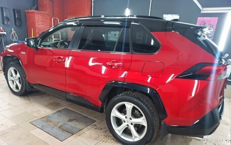 Toyota RAV4, 2021 год, 4 500 000 рублей, 5 фотография