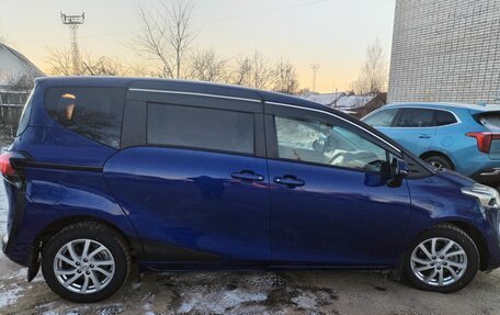 Toyota Sienta II, 2021 год, 2 000 000 рублей, 12 фотография