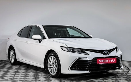 Toyota Camry, 2021 год, 2 299 000 рублей, 6 фотография