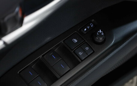 Toyota Camry, 2021 год, 2 299 000 рублей, 23 фотография
