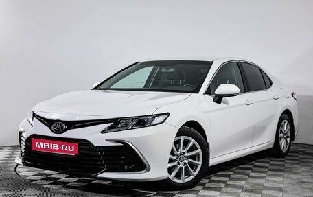 Toyota Camry, 2021 год, 2 299 000 рублей, 18 фотография