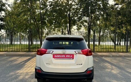 Toyota RAV4, 2014 год, 1 260 000 рублей, 6 фотография