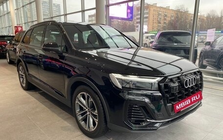 Audi Q7, 2024 год, 10 000 000 рублей, 3 фотография
