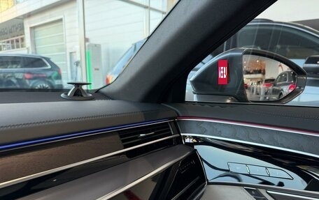 Audi A8, 2023 год, 15 900 000 рублей, 9 фотография