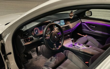 BMW 5 серия, 2016 год, 2 050 000 рублей, 14 фотография