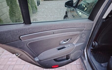 Renault Laguna III рестайлинг, 2009 год, 810 000 рублей, 9 фотография