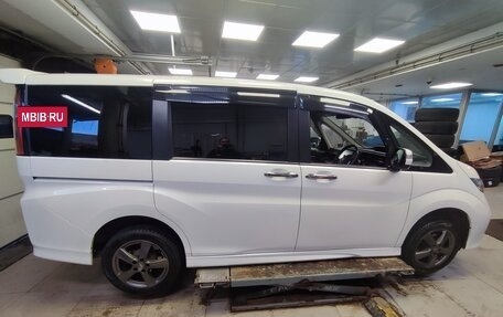 Honda Stepwgn IV, 2016 год, 2 150 000 рублей, 4 фотография