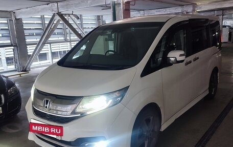 Honda Stepwgn IV, 2016 год, 2 150 000 рублей, 10 фотография