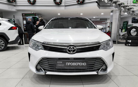 Toyota Camry, 2016 год, 1 750 000 рублей, 2 фотография