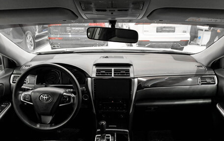 Toyota Camry, 2016 год, 1 750 000 рублей, 17 фотография