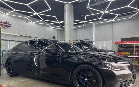 BMW 7 серия, 2017 год, 3 600 000 рублей, 3 фотография