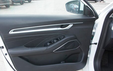 Geely Emgrand, 2024 год, 2 663 990 рублей, 11 фотография