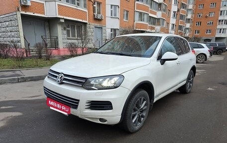 Volkswagen Touareg III, 2011 год, 1 250 000 рублей, 3 фотография