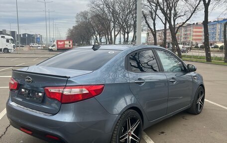 KIA Rio III рестайлинг, 2013 год, 800 000 рублей, 3 фотография