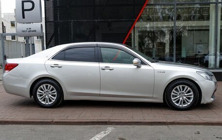 Toyota Crown, 2014 год, 1 745 000 рублей, 4 фотография