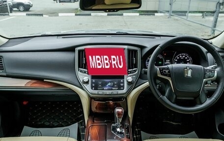 Toyota Crown, 2014 год, 1 745 000 рублей, 15 фотография