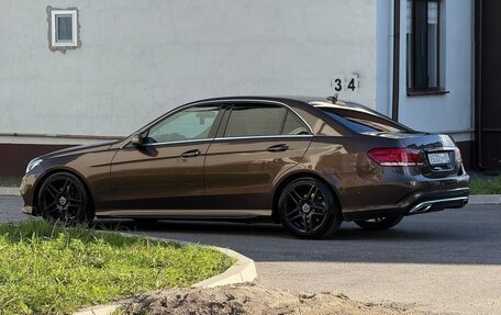 Mercedes-Benz E-Класс, 2015 год, 1 850 000 рублей, 9 фотография