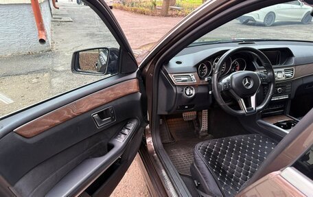 Mercedes-Benz E-Класс, 2015 год, 1 850 000 рублей, 12 фотография