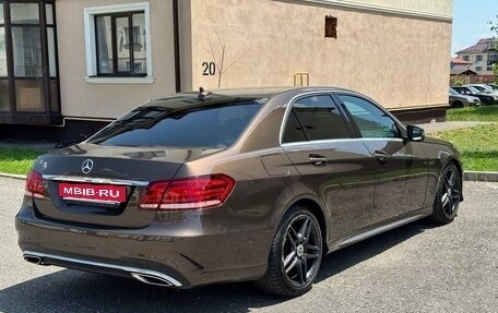 Mercedes-Benz E-Класс, 2015 год, 1 850 000 рублей, 4 фотография