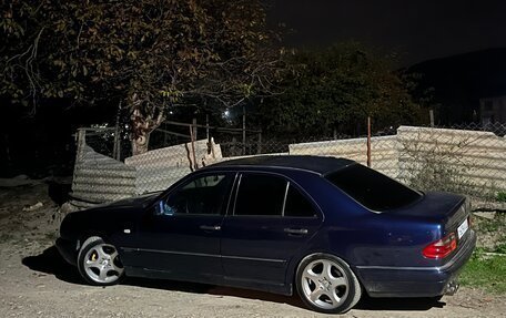 Mercedes-Benz E-Класс, 1996 год, 480 000 рублей, 11 фотография