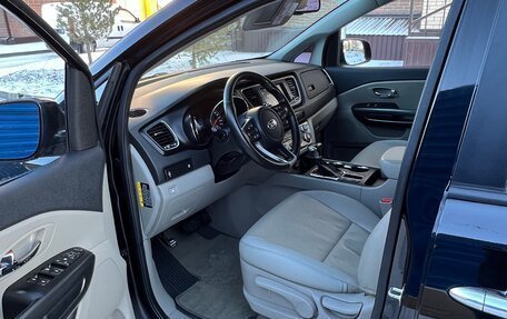 KIA Carnival III, 2018 год, 2 495 000 рублей, 18 фотография