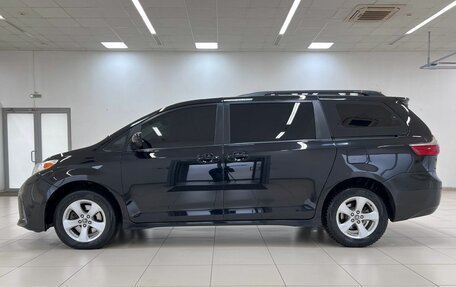 Toyota Sienna III, 2018 год, 3 465 000 рублей, 8 фотография
