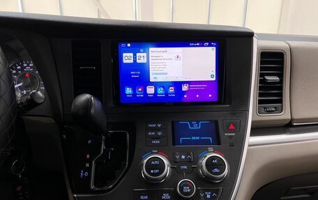 Toyota Sienna III, 2018 год, 3 465 000 рублей, 28 фотография