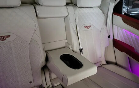 Bentley Bentayga I, 2023 год, 19 500 000 рублей, 16 фотография