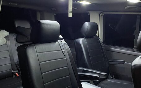 Volkswagen Multivan T5, 2005 год, 1 000 000 рублей, 12 фотография