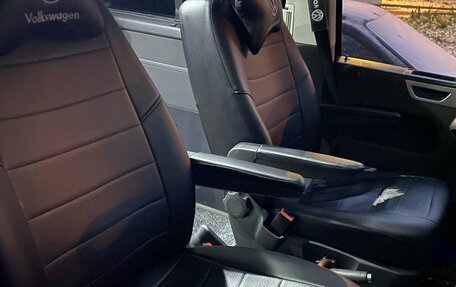 Volkswagen Multivan T5, 2005 год, 1 000 000 рублей, 19 фотография