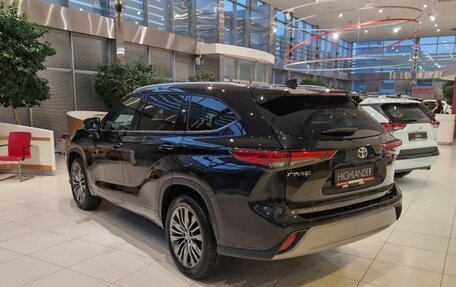 Toyota Highlander, 2025 год, 5 фотография