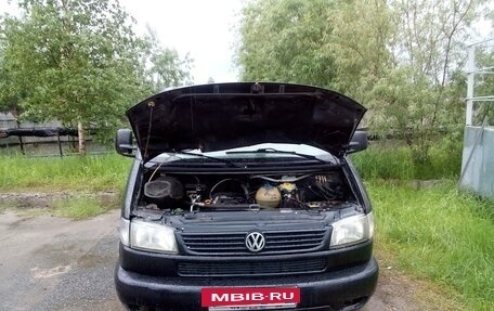 Volkswagen Multivan T4, 2001 год, 810 000 рублей, 2 фотография