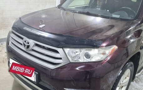 Toyota Highlander III, 2012 год, 2 100 000 рублей, 5 фотография