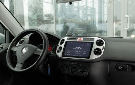 Volkswagen Tiguan I, 2009 год, 970 000 рублей, 10 фотография