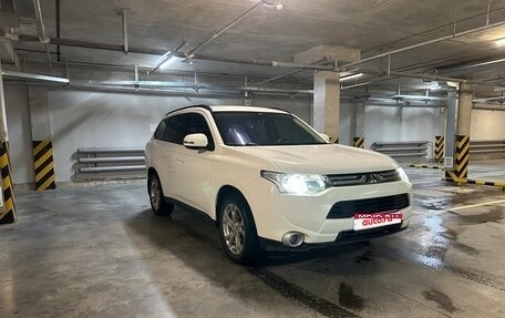 Mitsubishi Outlander III рестайлинг 3, 2012 год, 1 500 000 рублей, 1 фотография