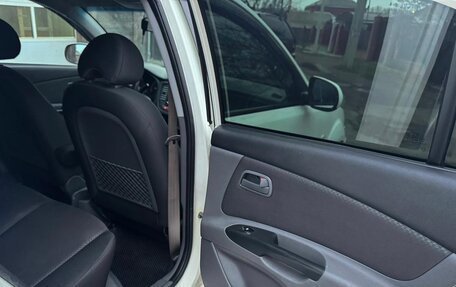 KIA Rio II, 2011 год, 670 000 рублей, 12 фотография