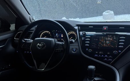 Toyota Camry, 2018 год, 2 290 000 рублей, 11 фотография