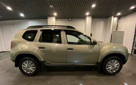 Renault Duster I рестайлинг, 2012 год, 900 000 рублей, 2 фотография