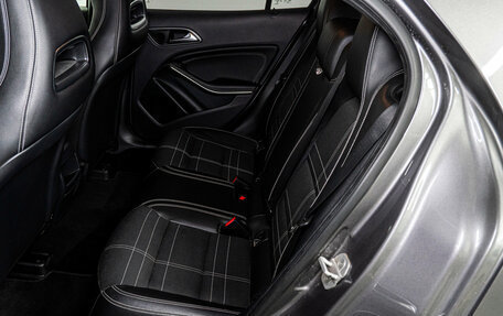 Mercedes-Benz GLA, 2014 год, 1 700 000 рублей, 14 фотография