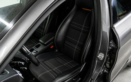 Mercedes-Benz GLA, 2014 год, 1 700 000 рублей, 13 фотография